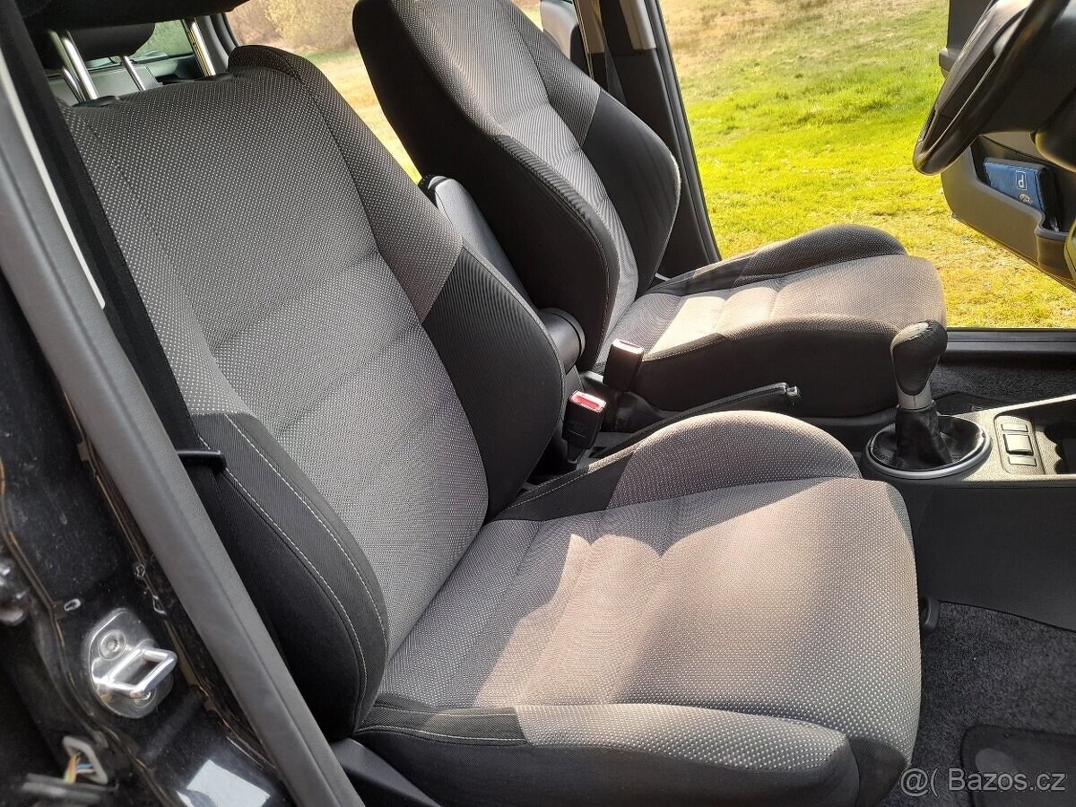 ŠKODA FABIA KOMBI SPORT 1.4 16V 63KW NOVÁ STK+OLEJ - 14