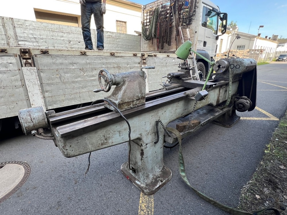 Soustruh malý - výrobce Eilgang, Schmierung - 14