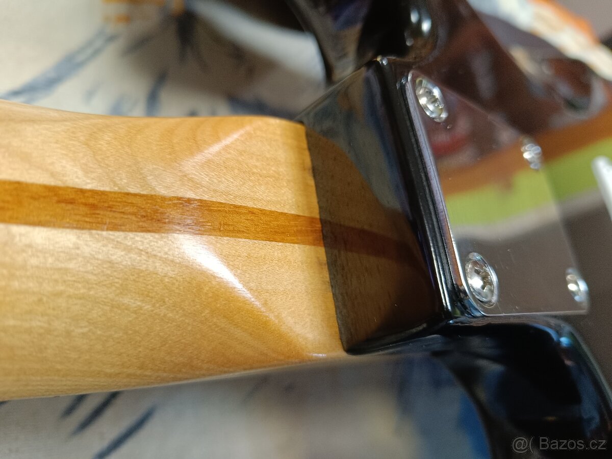 Fender Stratocaster-Mexico - Kyjov - 14