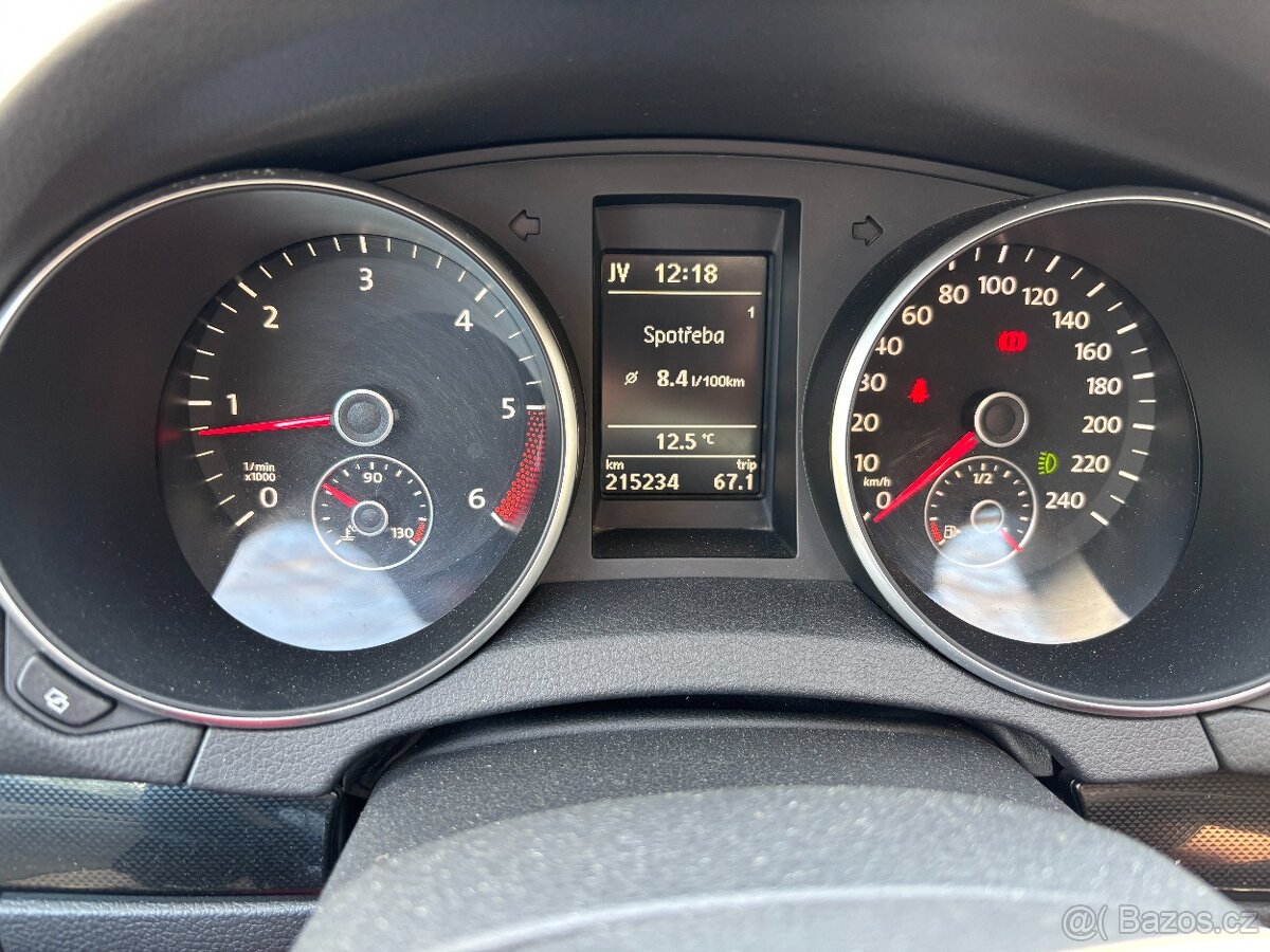 VW Golf VI, 2,0Tdi - 14