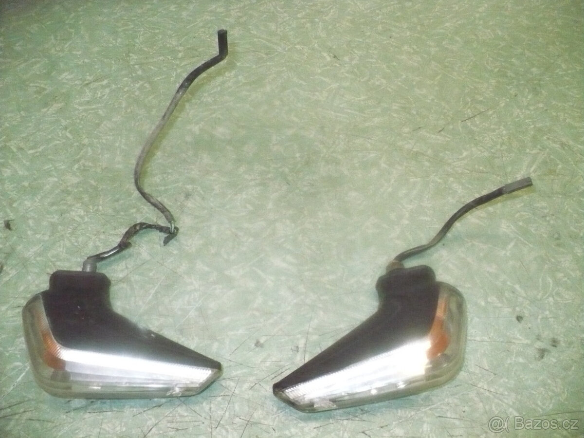 Suzuki GSR 600 r. 07 - díly - 14