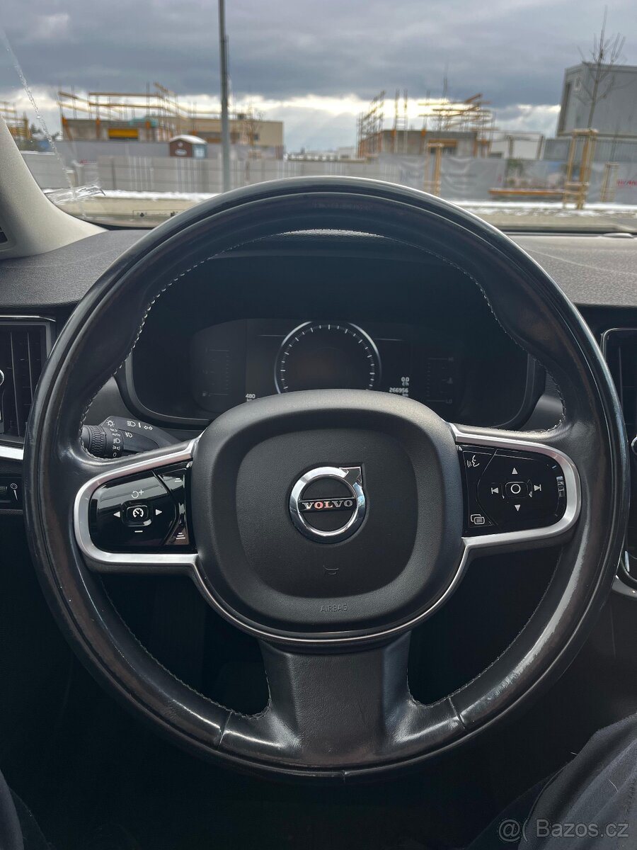 Volvo V90 D3 automat DPH - 14