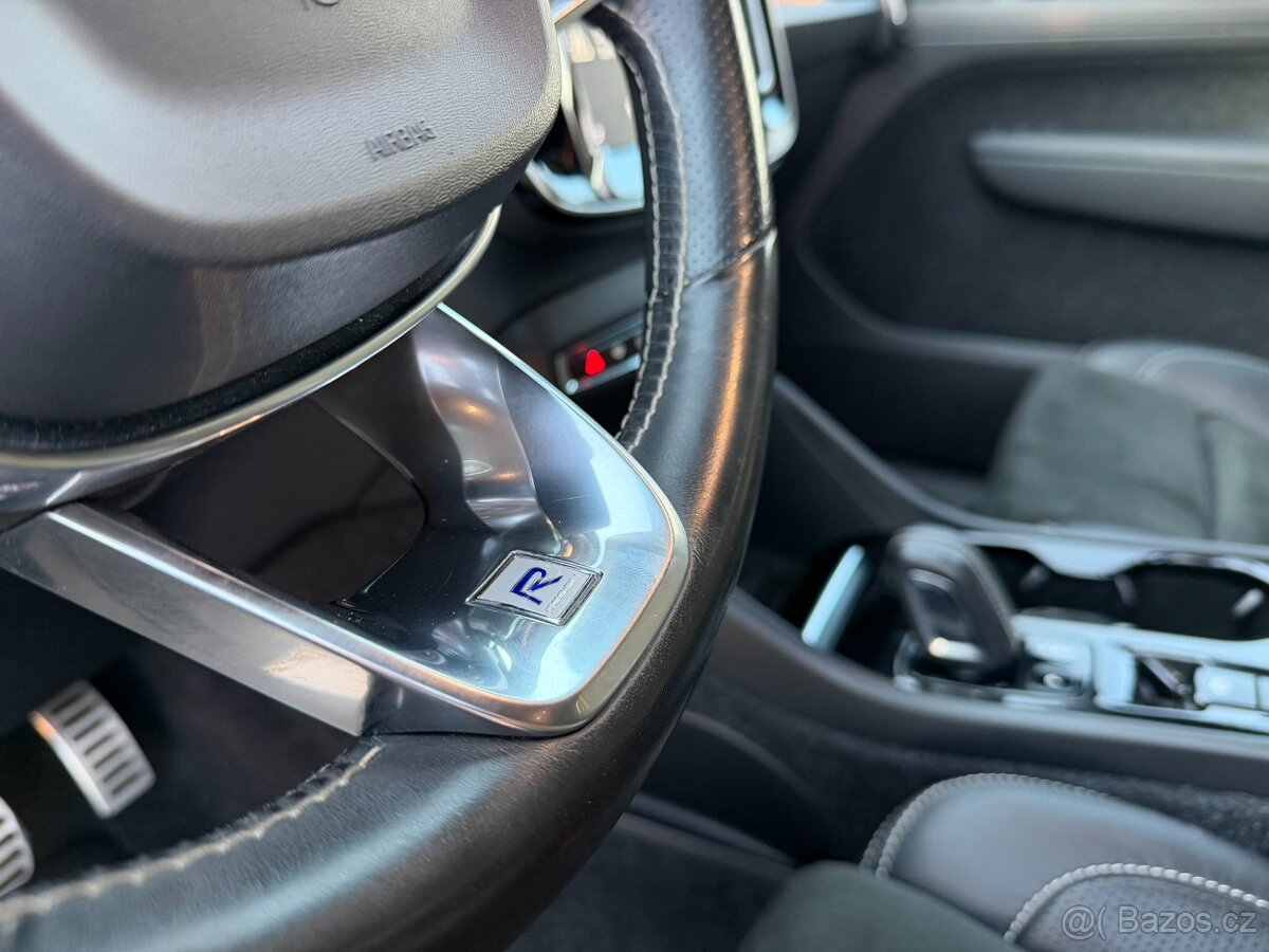 Volvo XC40 D3 R-Design AWD A/T - 14