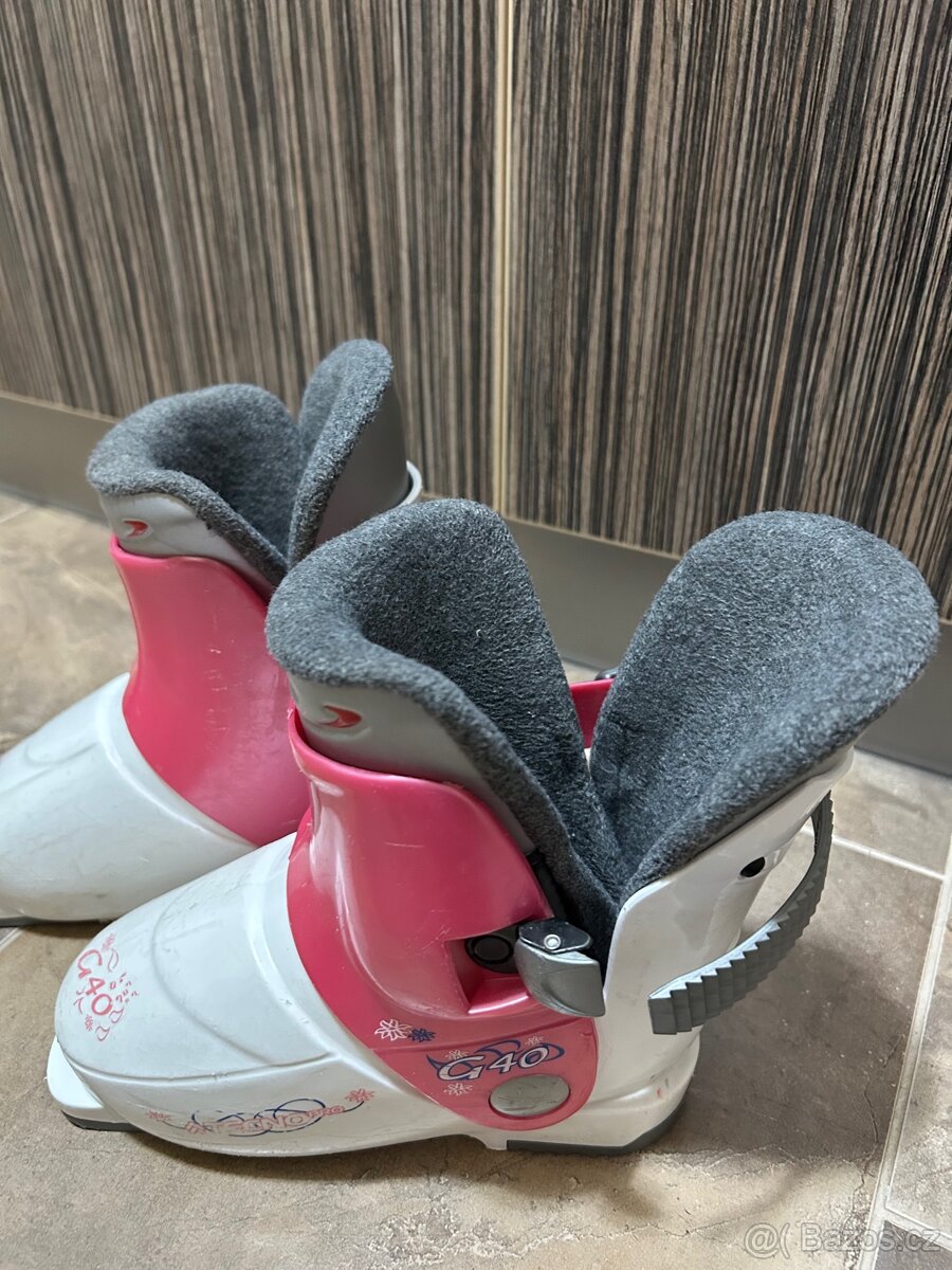 Nabízím dětské lyžařské boty - 14