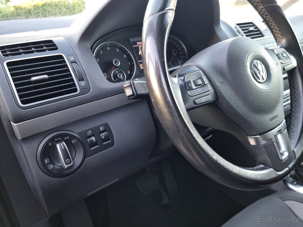 Touran 2013 Edice Life 1.4tsi DSG - 14