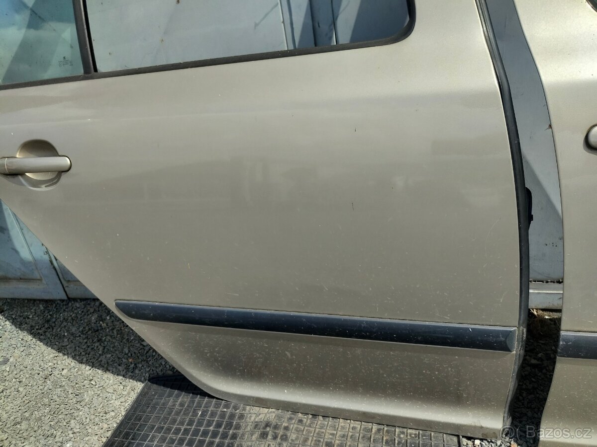 Zadní dveře, nárazník Octavia II - sedan - 9201 - 14