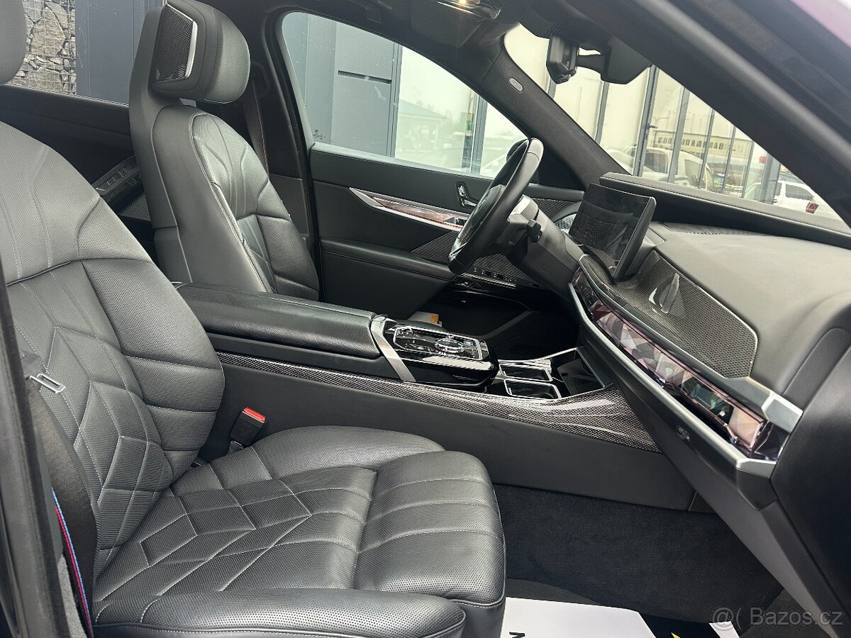 BMW I7 2022 - 14