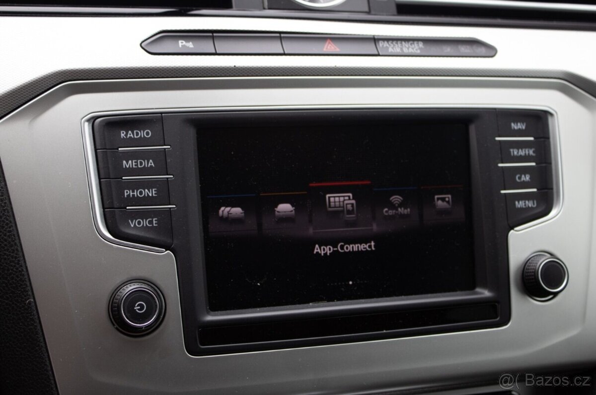 Volkswagen Passat Variant 2.0 TDI - 14