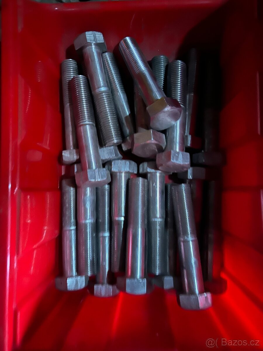 Spojovací materiál Šrouby,matky.. nové m8-m30 - 14