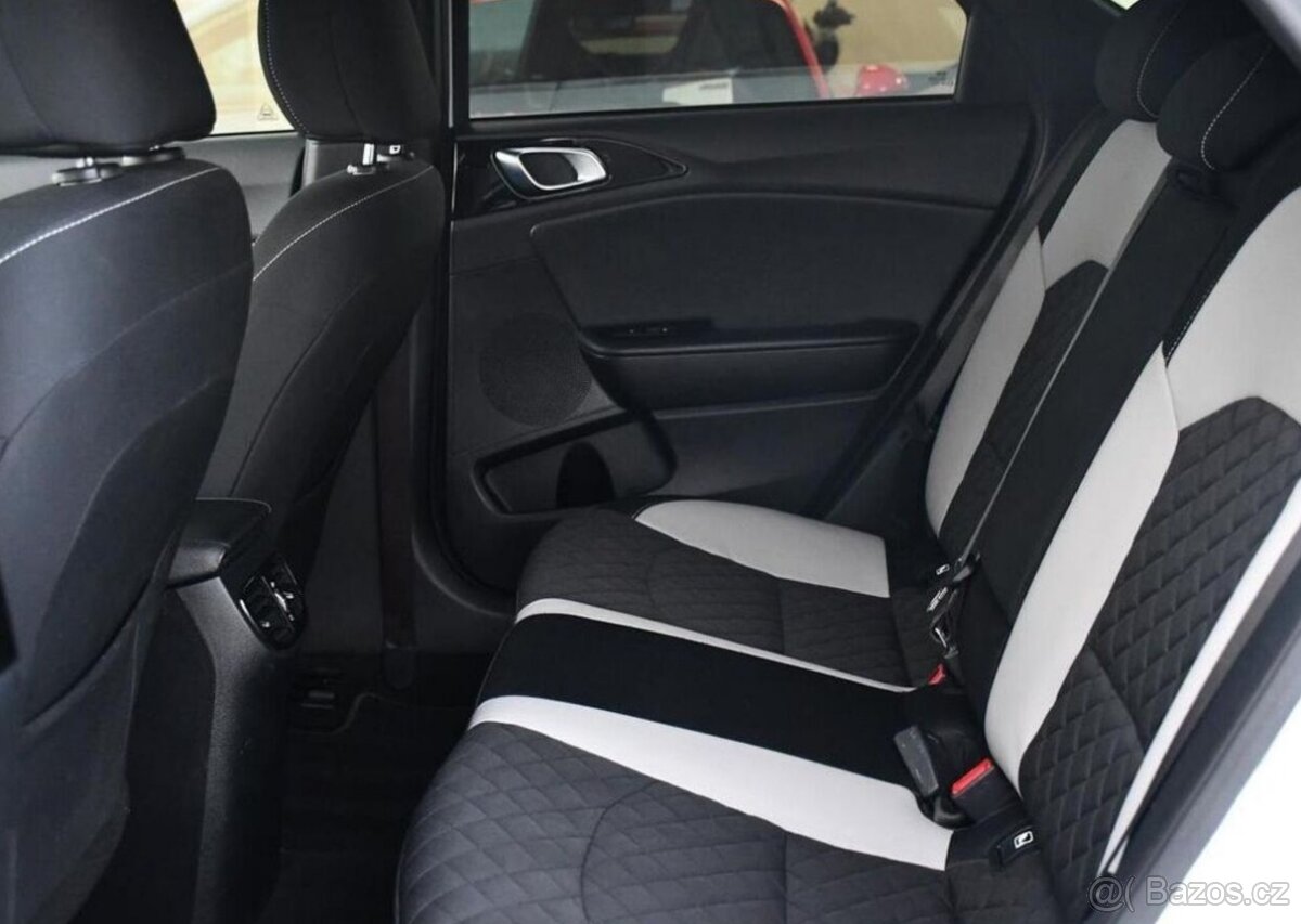 Kia ProCeed 1.4 T-GDi 1M ČR - 14