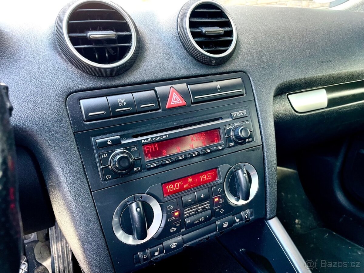 Audi A3 1.6 S-line Sportpaket Bose - 14