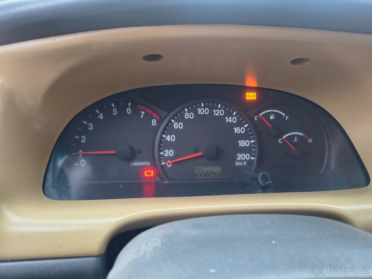 Suzuki Grand Vitara 2.0, 4x4 - 14