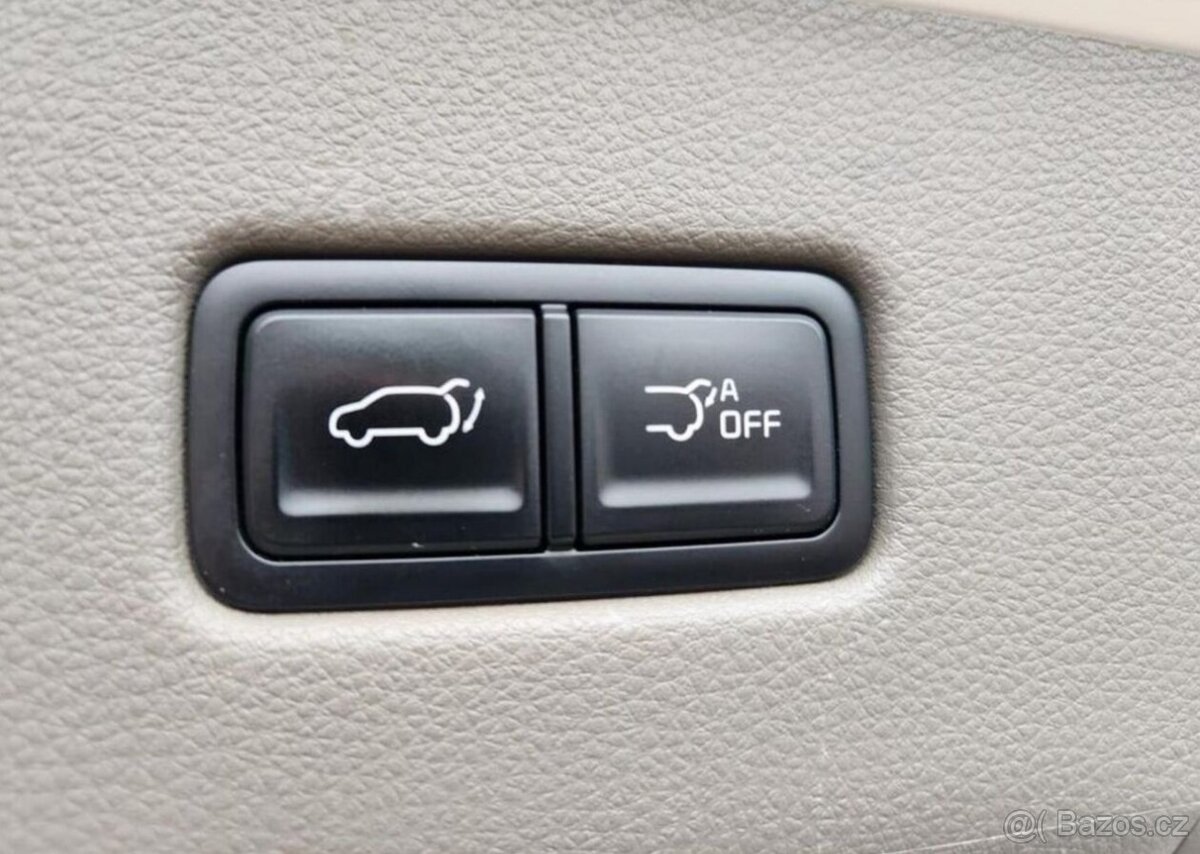 Kia Carnival 2.2-7míst-SIGNATURE - 14