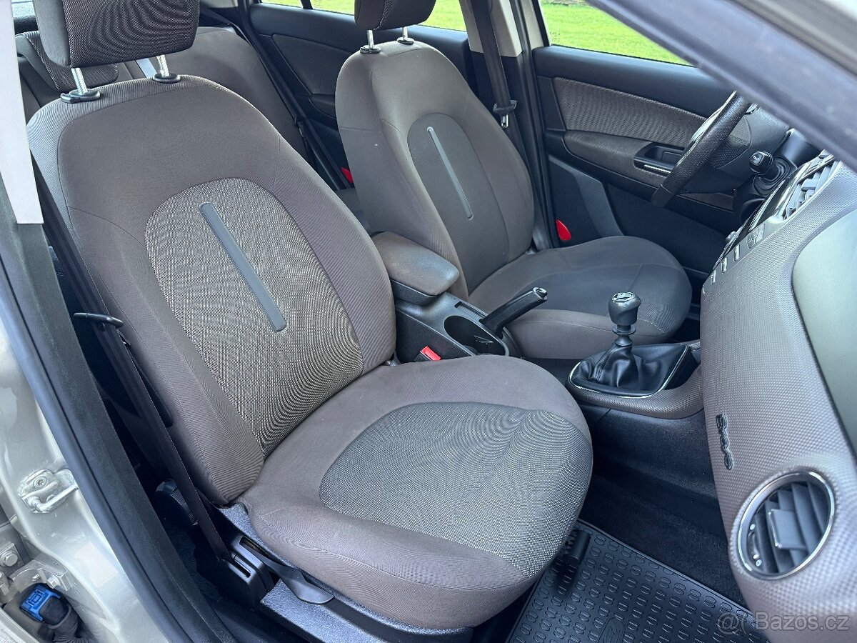 Fiat Bravo 1.4i 66kW, ČR původ, 1.majitel, Serviska, Tažné - 14