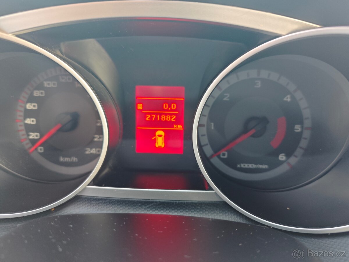 Peugeot 4007 4x4 2,2 HDI 115kw rok 2008 - 14
