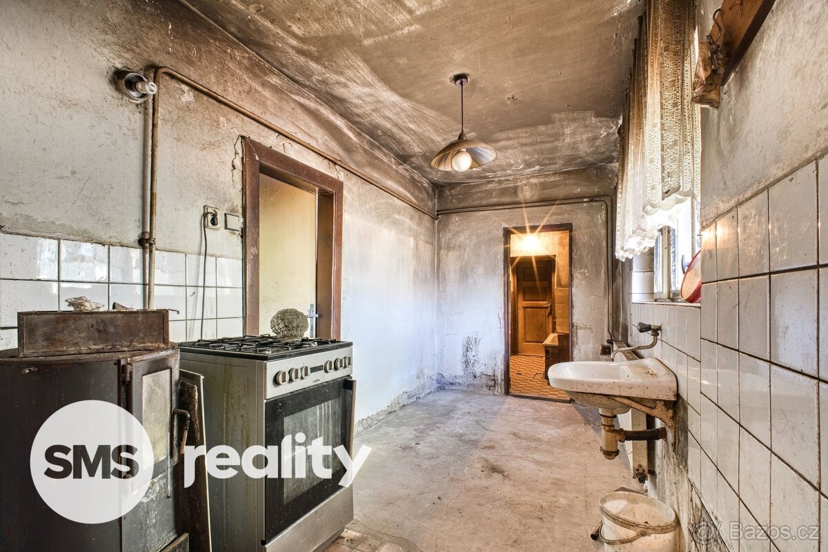 Prodej rodinného domu se dvěma zahradami, 120 m2 – Jičina, S - 14