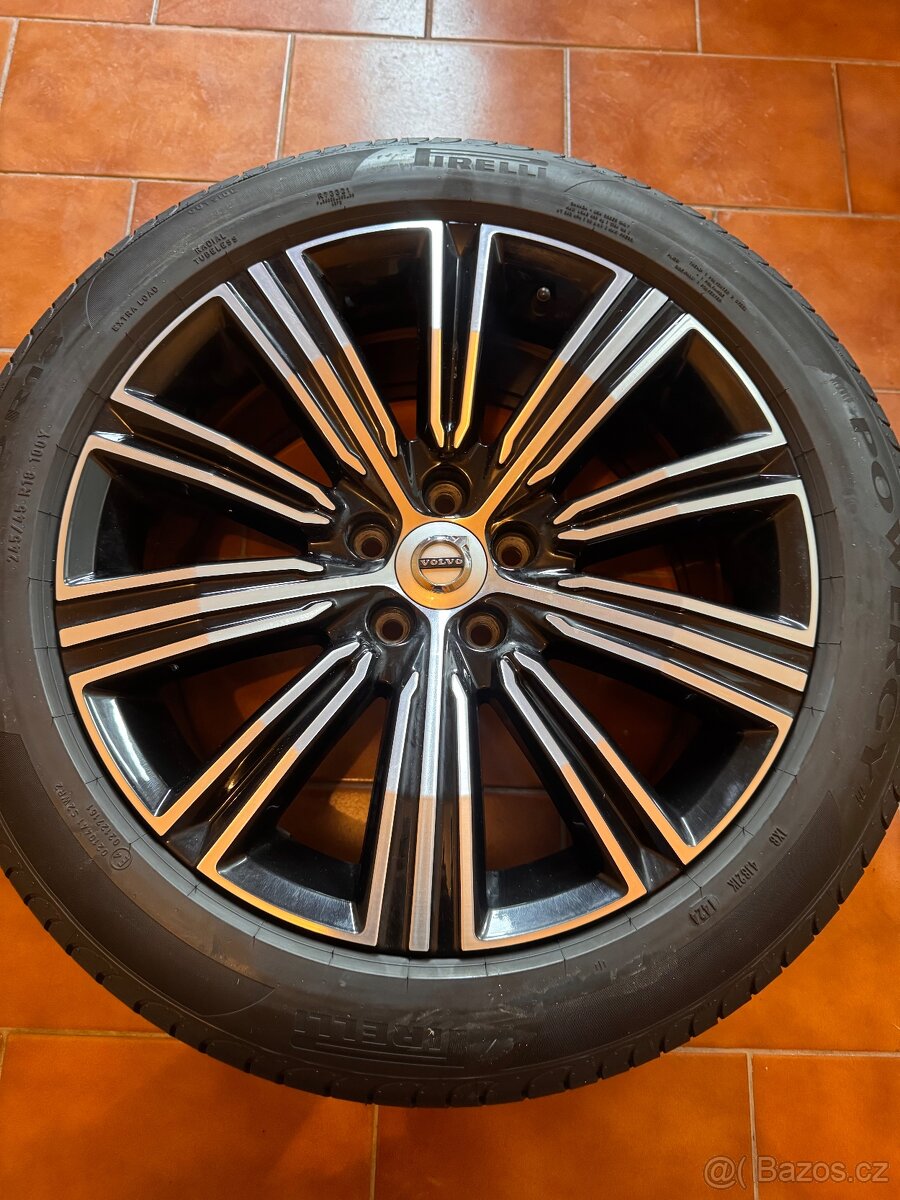 Originální letní sada Volvo v90/60 R18 - 14