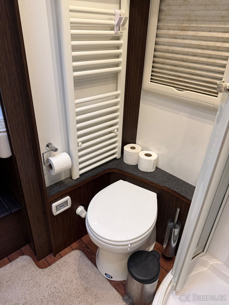 Concorde Charisma 900L - 14