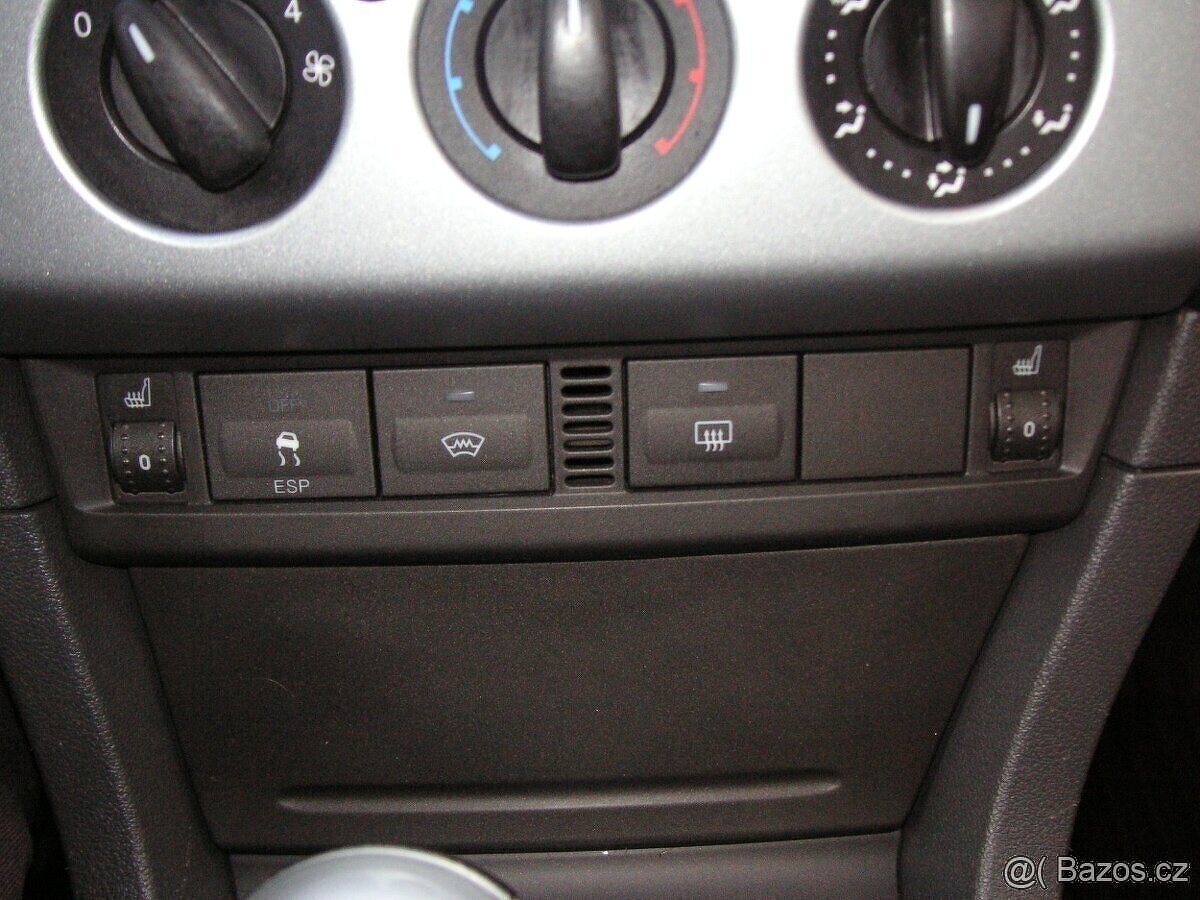 Ford Focus 1.8i - Serviska Combi - 14