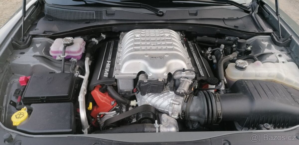 DODGE CHARGER SRT HELLCAT - 14