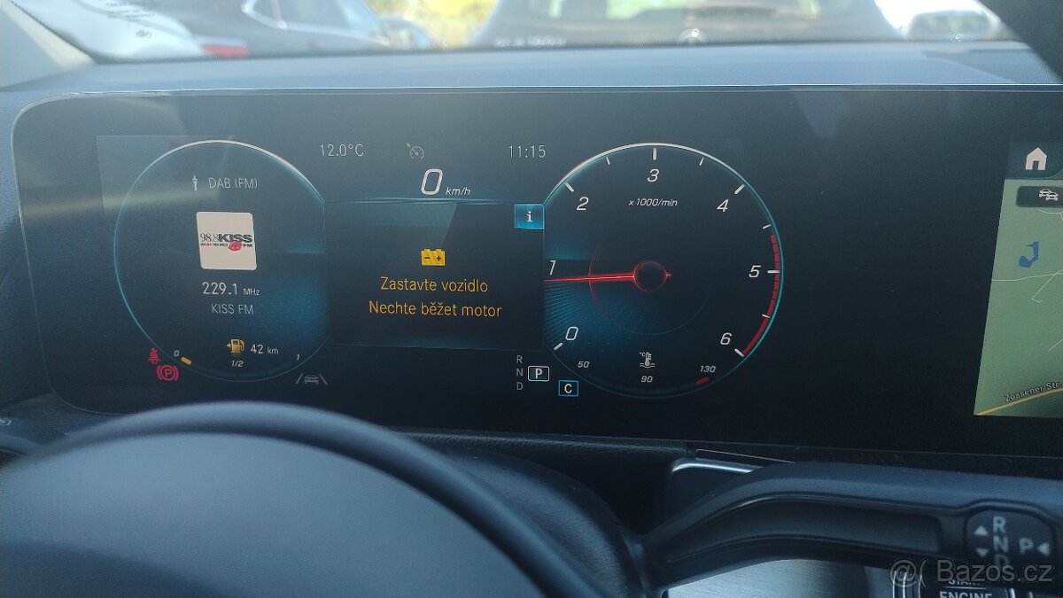Mercedes-Benz GLB 200 d Business Solution mod 2022 - 14