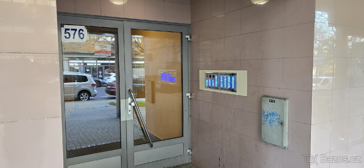 Pronájem 1+kk s balkonem, 36 m² – Liberec, naproti O2 aréně - 14