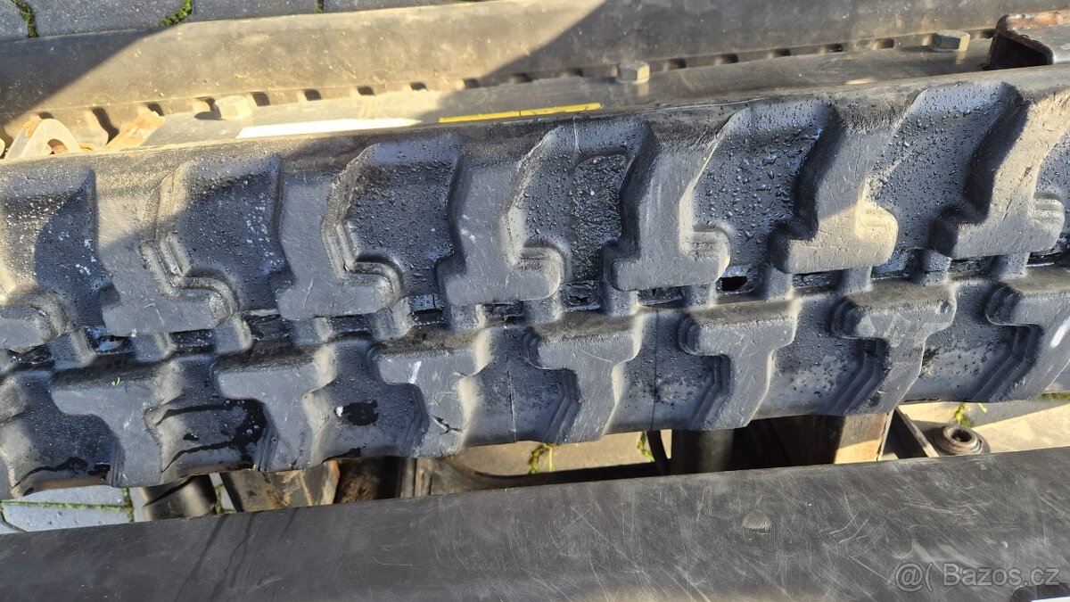 Prodám Bob Cat E17 - 14