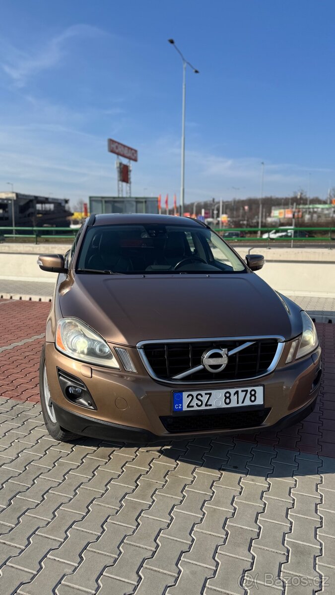 VOLVO XC 60 r. 2009 - 14
