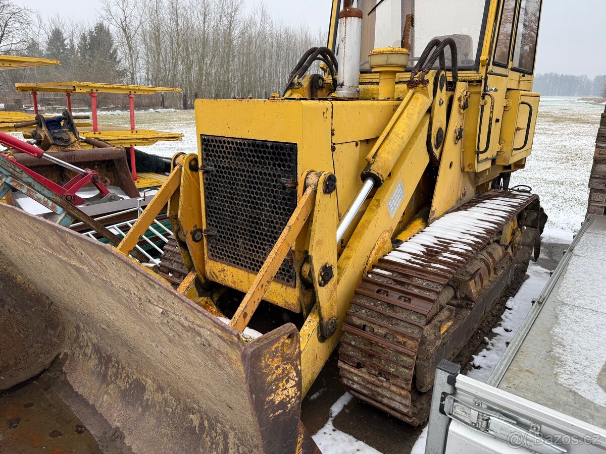 Prodám pásový nakladač - 14