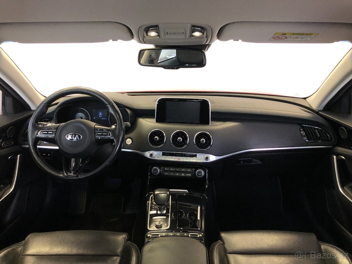 KIA STINGER 2.2 CRDI - 14