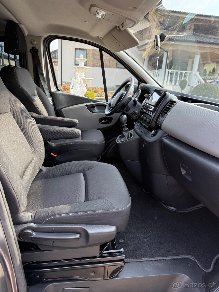 Renault Trafic 8-miestny | r. 2014 (model 2015) | TOP stav | - 14
