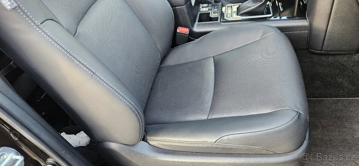 TOYOTA LANDCRUISER() 2.8 D-4D 150 kW Executive AT 5dv. - 14