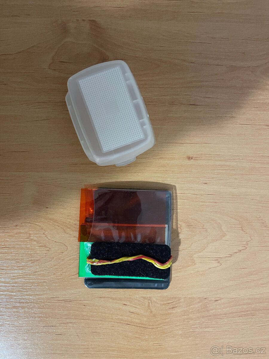 Nikon D7100 + výbava - 14