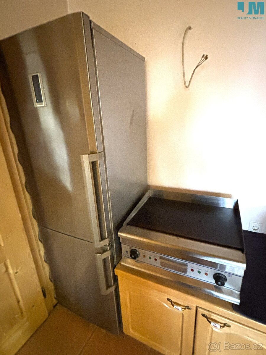 Prodej rodinného domu 250 m², Hevlín, ev.č. 01915 - 14