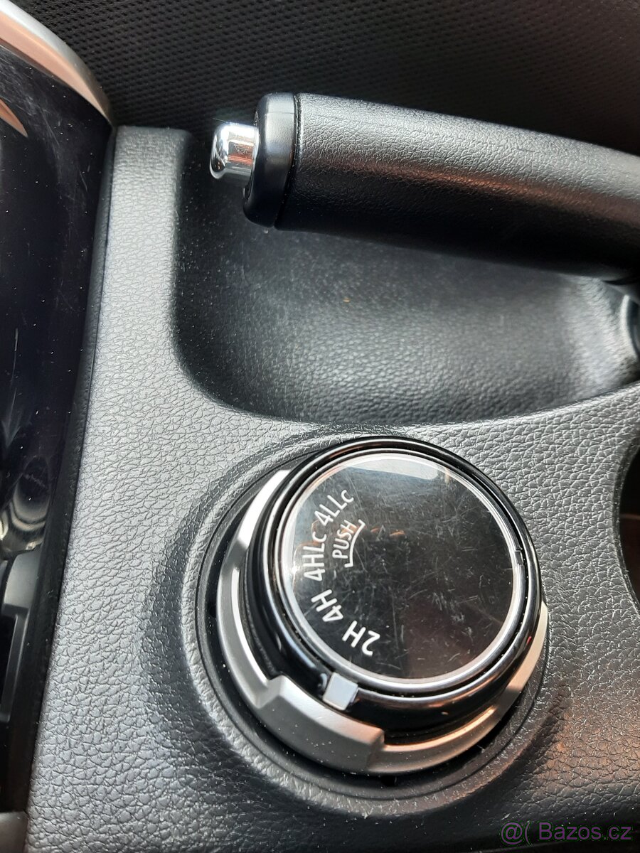mitsubishi l200 - 14