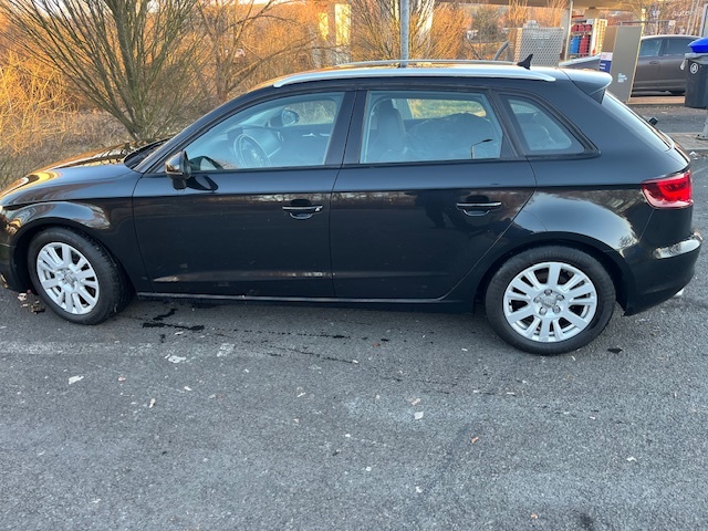 AUDI A3 SPOTBACK 07.10.2013r.v. - 14