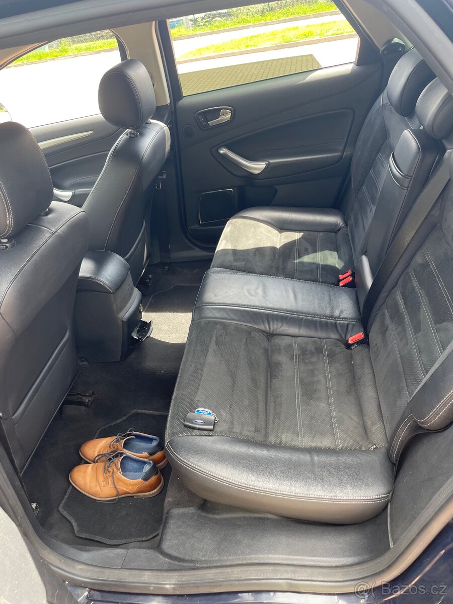 Ford Mondeo Mk4 2.0 TDCi 103 kW Titanium - 14