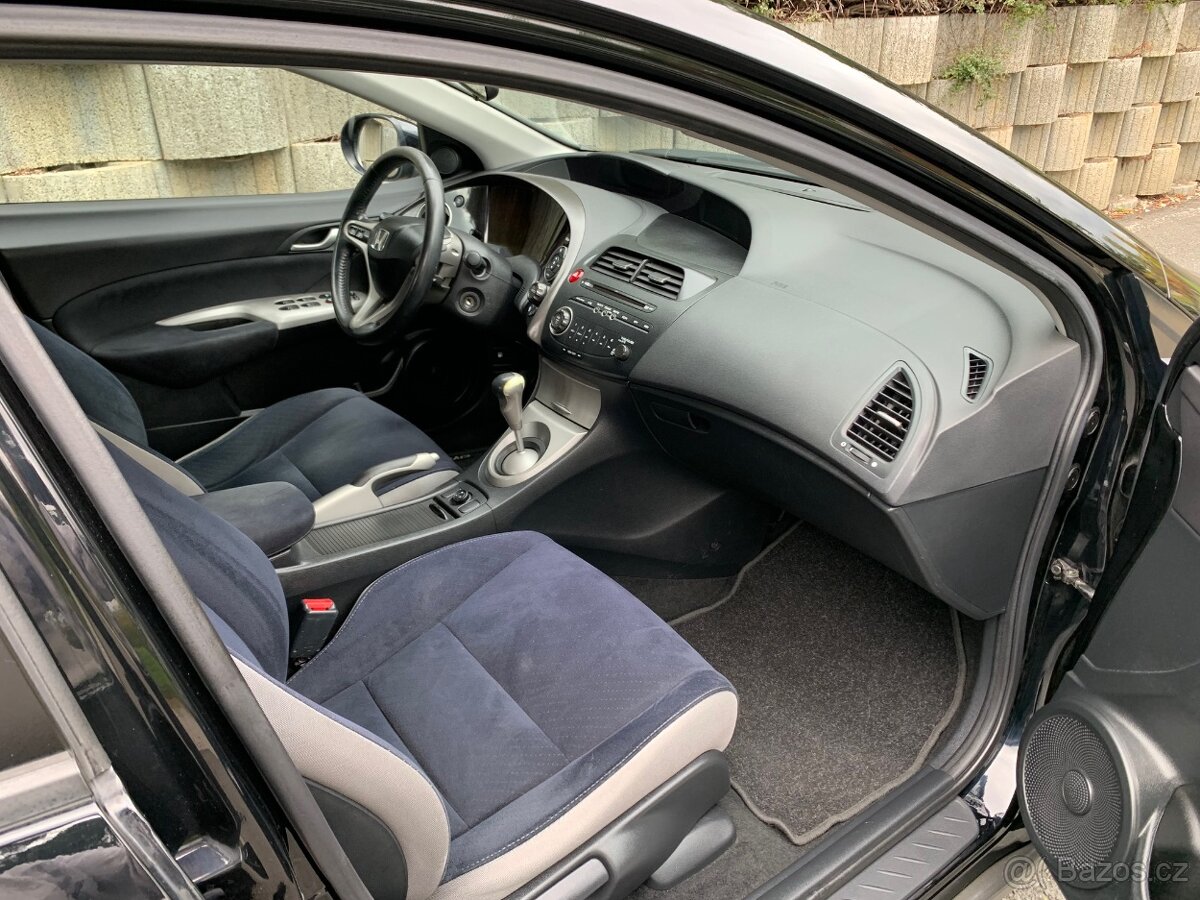 Honda Civic 1.4 i 8g - 14