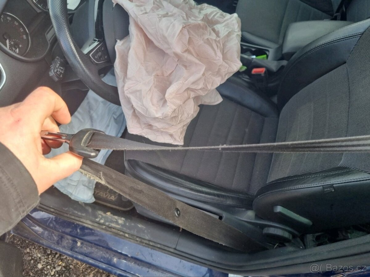 Škoda Octavia 3 combi 2.0 TDI 110 kW - 14