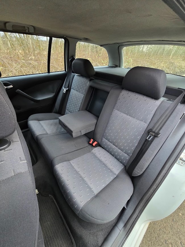 OCTAVIA 1,9TDI, 66KW, JEDE SUPER, VÝHŘEV SEDADEL - 14