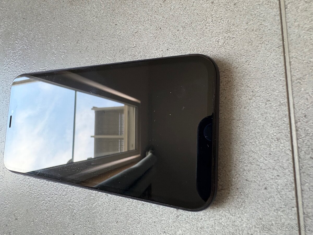 iPhone XR 64 GB - 14