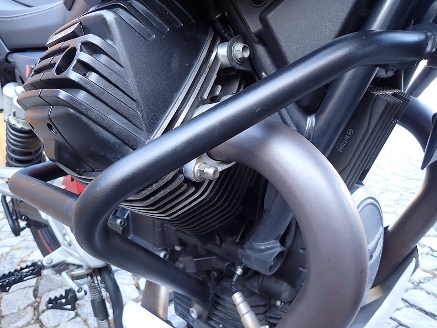 MOTO GUZZI V 85 TT - 14