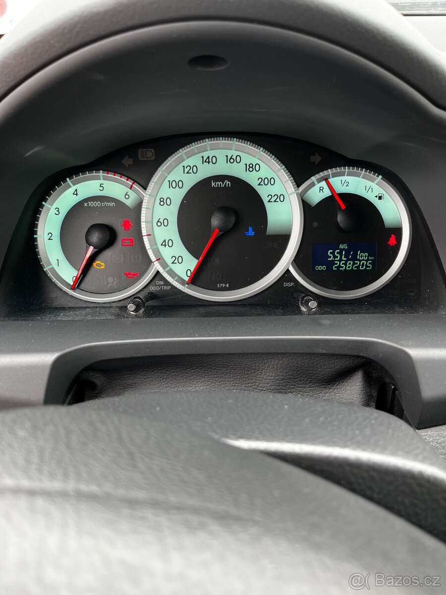 Toyota Collora Verso...2.0 D-4D - 14