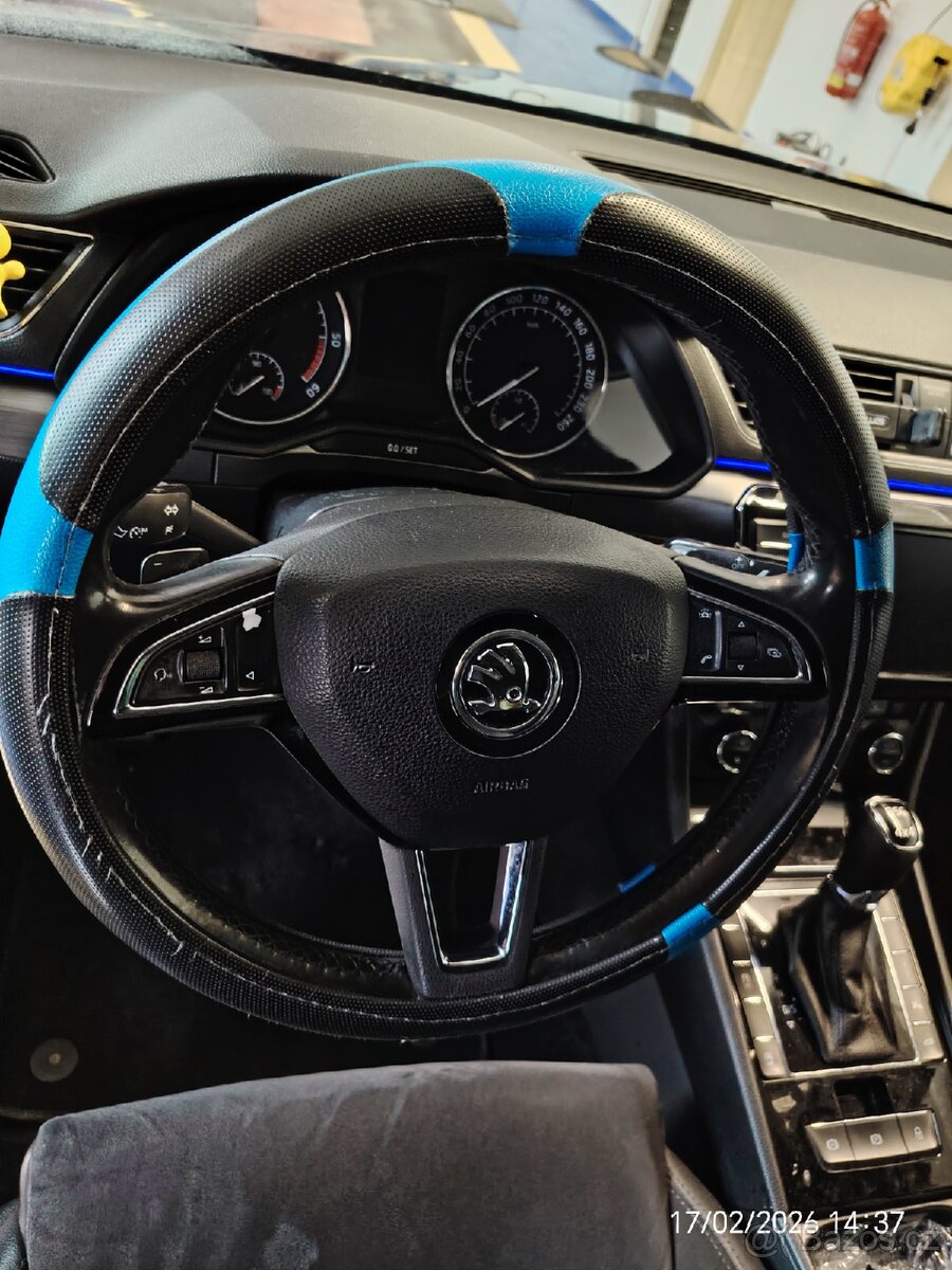 Škoda Superb 2.0 TDI DSG rok 2017 - 14