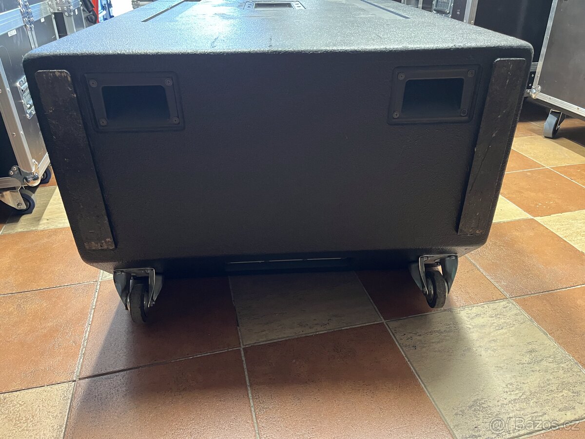 Kopletní systém EAW - lohonka + 4x FP10000Q + racky + DSP - 14