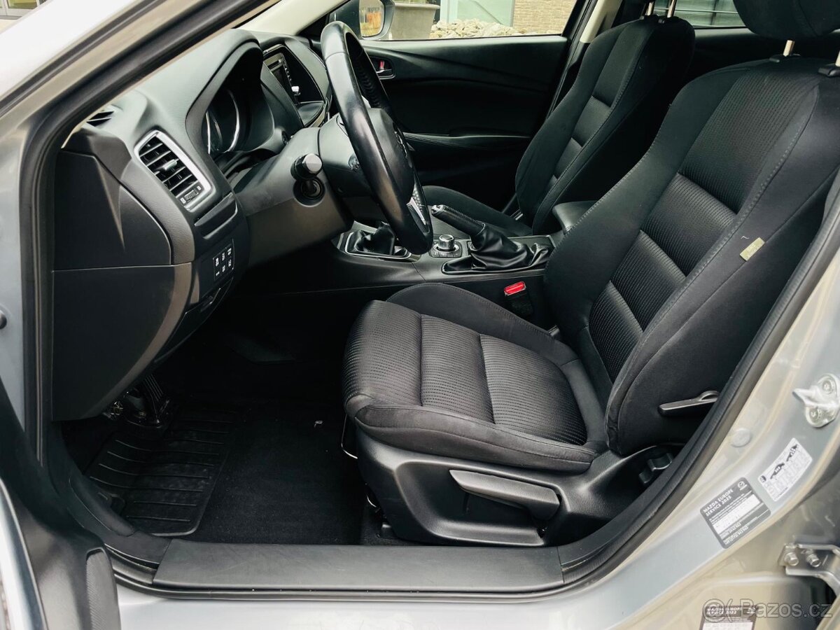 Mazda 6 2.0i 121KW BENZIN MANUÁL VÝHŘEV SENZORY PĚKNÝ STAV - 14