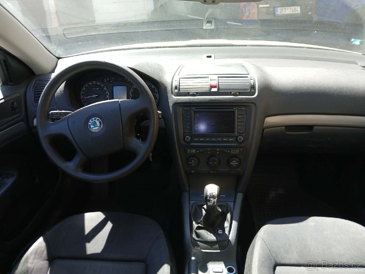 Škoda Octavia II - 14