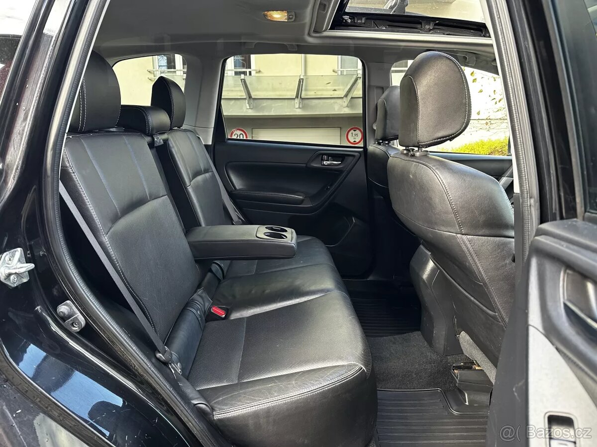 Subaru Forester SJ 2.5i XT AWD SUV Kůže Kamera El. kufr 2015 - 14