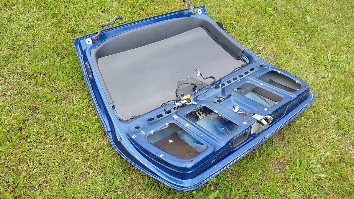 Mercedes ML - Dveře kufru modré - 14