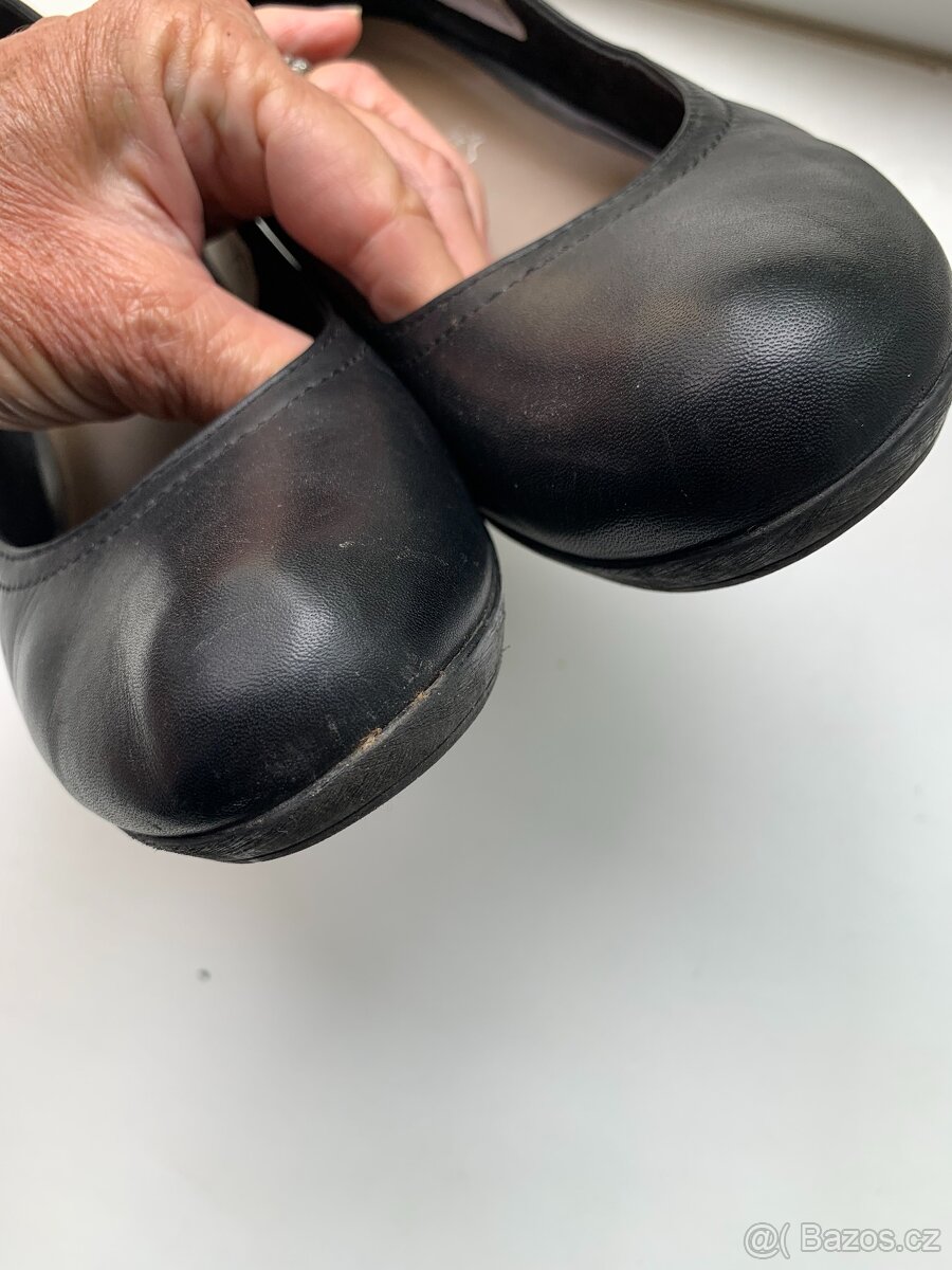 černé kožené lodičky zn. Tamaris - vel. 38 - 14